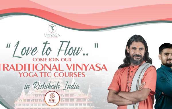 200 Hour Yoga Teacher Training In Rishikesh