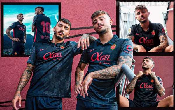 Replicas camisetas Mallorca para hombres, mujeres y niños