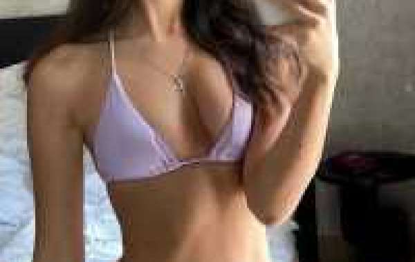 Delhi Escorts Service - Enjoy Sexual Pleasure with Paramour female escort